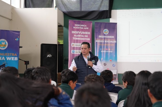 INSIVUMEH comparte conocimientos a estudiantes de la EFA de San Marcos para impulsar una agricultura más resiliente